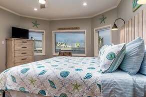 Tidal Wave - Big And Bold Bayfront Beauty! Perfect For The Whole Famil