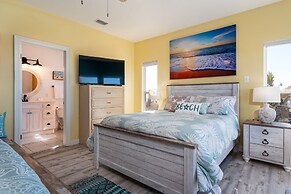 West End Girl - Bay Beach, Gulf Beach, Or West End Park - All Just Ste