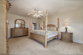 Relaxation - Large Bay Front Home Has Everything You Need For The Perf