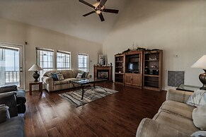 Relaxation - Large Bay Front Home Has Everything You Need For The Perf