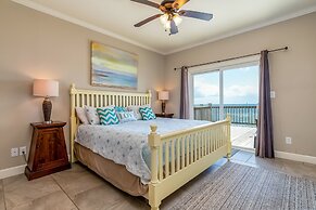 Southern Breeze - Gulf Front! Pet Friendly! Bring The Whole Family For