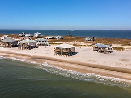 Marisol - Pet Friendly And Gulf Front! Enjoy The Large Deck With Amazi