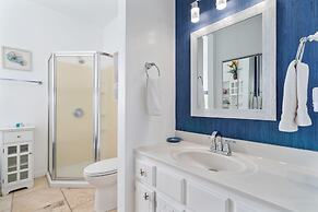 Marisol - Pet Friendly And Gulf Front! Enjoy The Large Deck With Amazi