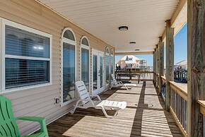 Marisol - Pet Friendly And Gulf Front! Enjoy The Large Deck With Amazi