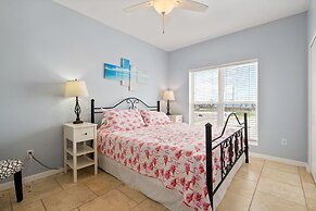 Marisol - Pet Friendly And Gulf Front! Enjoy The Large Deck With Amazi