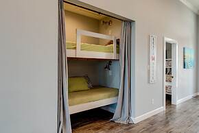 Serenity Now - Two Master Bedrooms - North and South facing decks - Pe