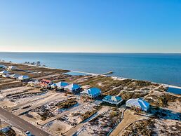 Serenity Now - Two Master Bedrooms - North and South facing decks - Pe