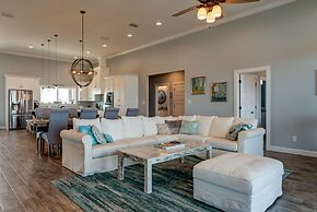 Serenity Now - Two Master Bedrooms - North and South facing decks - Pe