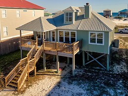 Tropical Paradise - North Side Beach Beauty! Pet Friendly - Swimming, 