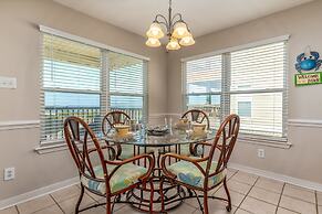 Tropical Paradise - North Side Beach Beauty! Pet Friendly - Swimming, 