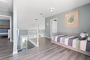 Easy Breezy - Waterfront And Wonderful! Private Pool - Pet Friendly! 3