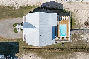 Easy Breezy - Waterfront And Wonderful! Private Pool - Pet Friendly! 3