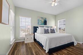 Island Sun - First Row Beach House! Fun And Games Galore - Including A