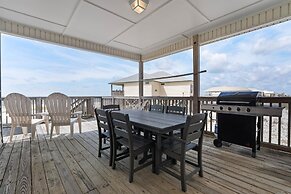 Island Sun - First Row Beach House! Fun And Games Galore - Including A