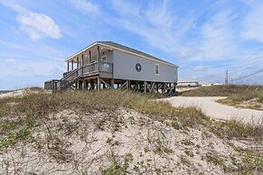 Island Sun - First Row Beach House! Fun And Games Galore - Including A