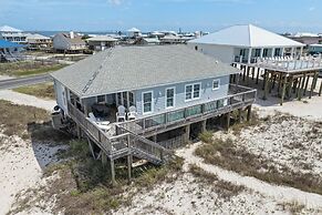 Island Sun - First Row Beach House! Fun And Games Galore - Including A