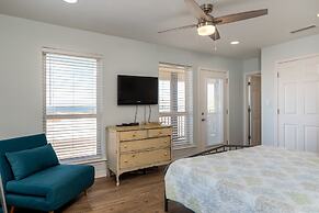Island Escape - Gulf Access And Pet Friendly - Plus Amazing Views From