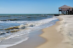 Island Escape - Gulf Access And Pet Friendly - Plus Amazing Views From