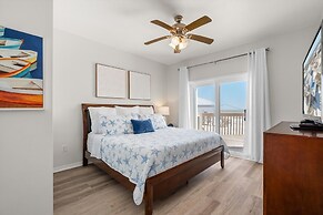 Wave Louder - Gulf View Beach House With New Private Heated Pool! Pet 