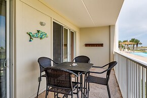 Footprints In The Sand - Beautiful First Floor Walk-out Is Only Steps