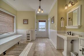 Purple Parrot - You Will Be Amazed At The Panoramic Island Views From