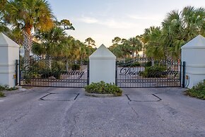 Purple Parrot - You Will Be Amazed At The Panoramic Island Views From