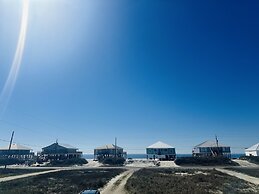 Saltaire - Pet Friendly! Amazing Wrap Around Porch - Steps From The Ba