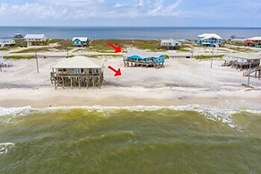 Knee Deep - Amazing Beach Cottage Locates On Sugar White Sands. Great 