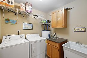 Knee Deep - Amazing Beach Cottage Locates On Sugar White Sands. Great 