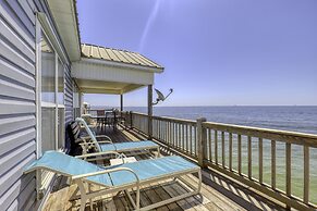 Beach Music - Gorgeous And Gulf Front! Large Deck Allows You To Starga