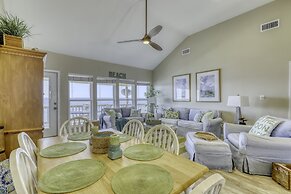 Beach Music - Gorgeous And Gulf Front! Large Deck Allows You To Starga