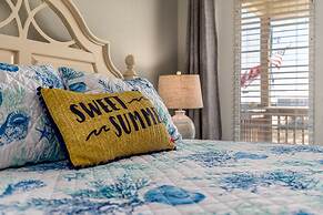 Seabatical - Gulf And Bay Views - Steps To The Water - Enjoy A Family 