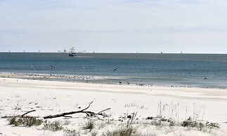 Island Time Ii - Private Pool - Pet Friendly! Only 100 Feet From The G