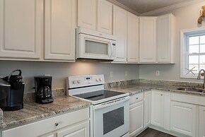 Island Time Ii - Private Pool - Pet Friendly! Only 100 Feet From The G