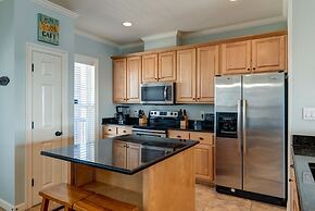 Sonny Side - Enjoy The Private And Personal Lot Space For More Family 