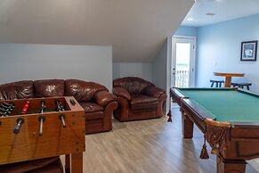 Second Wind - Recently Renovated! Small Private Pool, Game Room, Crows