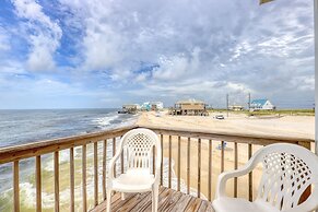 Villa Delphinus - Beachfront! And Pet Friendly! Feel The Ocean Breezed