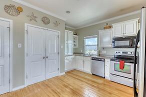 Villa Delphinus - Beachfront! And Pet Friendly! Feel The Ocean Breezed