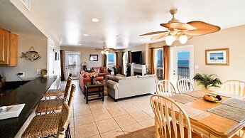 Kowabunga - You'll Love The Rooftop Deck And Private Heated Dipping Po