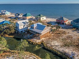 Great Escape To Dauphin Island - Fun For The Whole Family! Tremendous