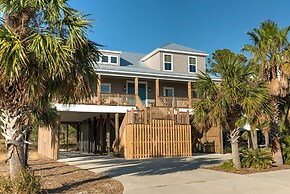 Great Escape To Dauphin Island - Fun For The Whole Family! Tremendous