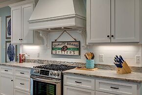 Great Escape To Dauphin Island - Fun For The Whole Family! Tremendous