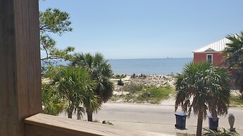 Great Escape To Dauphin Island - Fun For The Whole Family! Tremendous