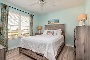 Ohana - Amazing Views! A Short Stroll To Gulf Beach Access, Or Stay Ho
