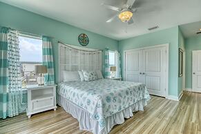Salty Seahorse - Waterfront! Pet Friendly! Game Room, Pool Table, Beau