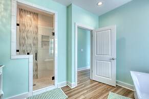 Salty Seahorse - Waterfront! Pet Friendly! Game Room, Pool Table, Beau