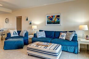 Waters Edge - Private Dock! Only Two Blocks From The Bay Or The Gulf! 