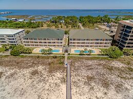 Rambl One - Gulf Facing - Beach Club Amenities Including Two Pools And