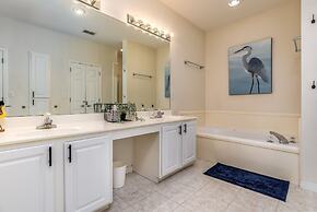 Rambl One - Gulf Facing - Beach Club Amenities Including Two Pools And