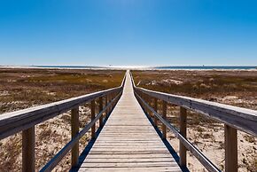 Rambl One - Gulf Facing - Beach Club Amenities Including Two Pools And